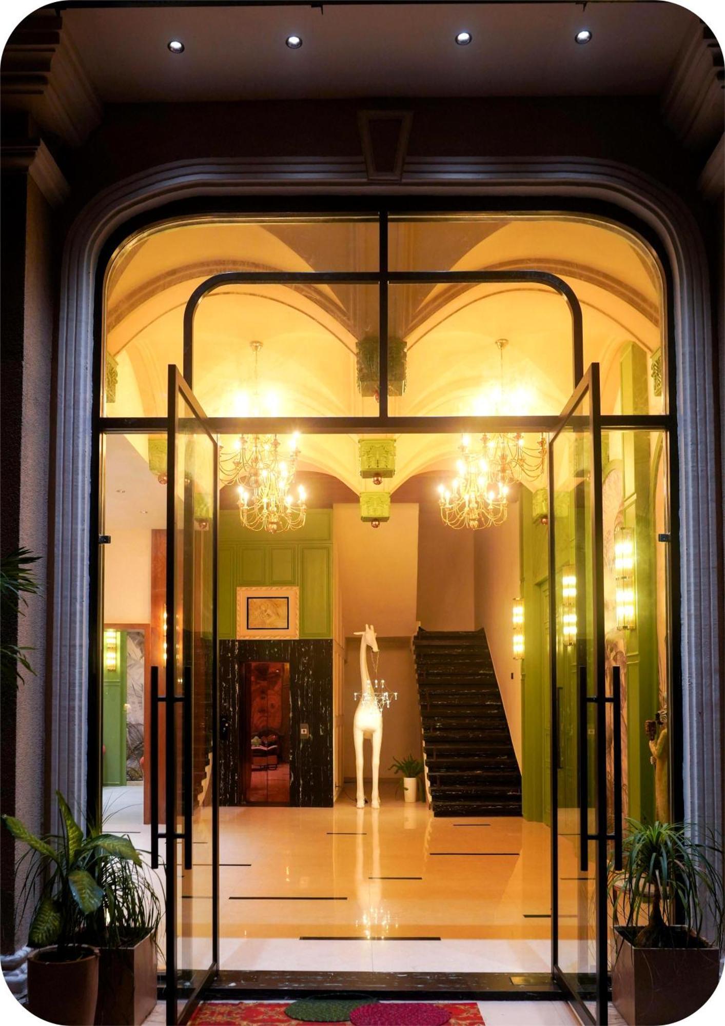Club Cabana Bhopal Exterior photo